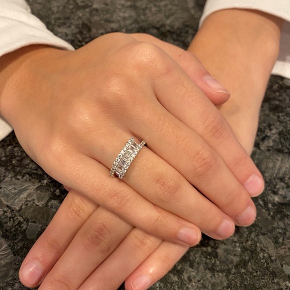 Clearance $16 Firm! Baguette & Round Cz Sterling Silver Ring - Picture 9 of 11